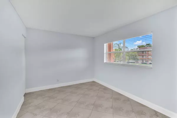 Tamarac, FL 33321,8826 W Mcnab RD 201