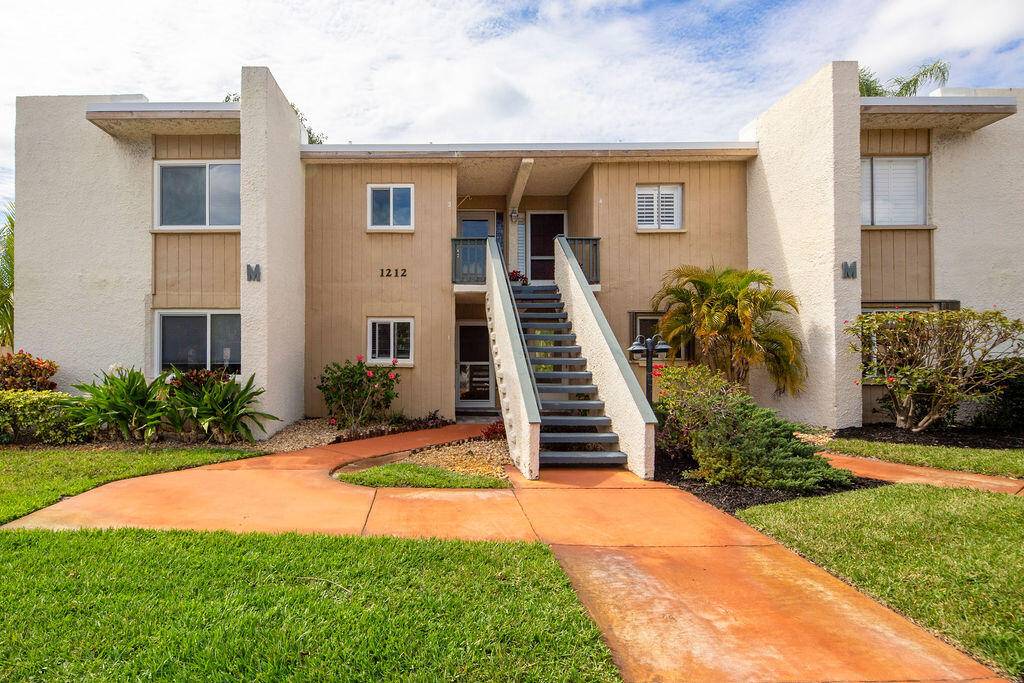 1212 NE 14th CT M3, Jensen Beach, FL 34957