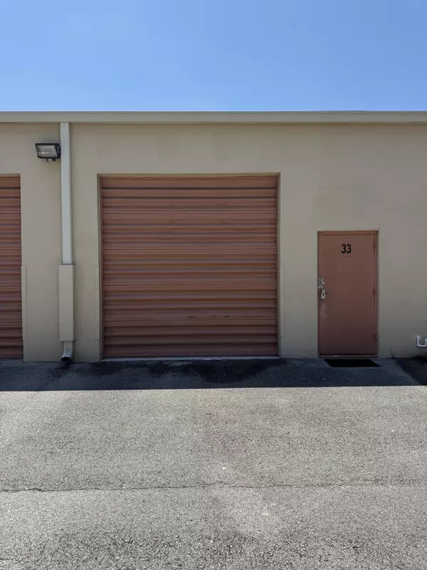 803 Maplewood DR 33, Jupiter, FL 33458