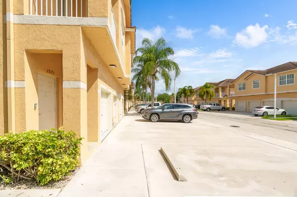 Margate, FL 33063,2879 Crestwood Terrace 1202