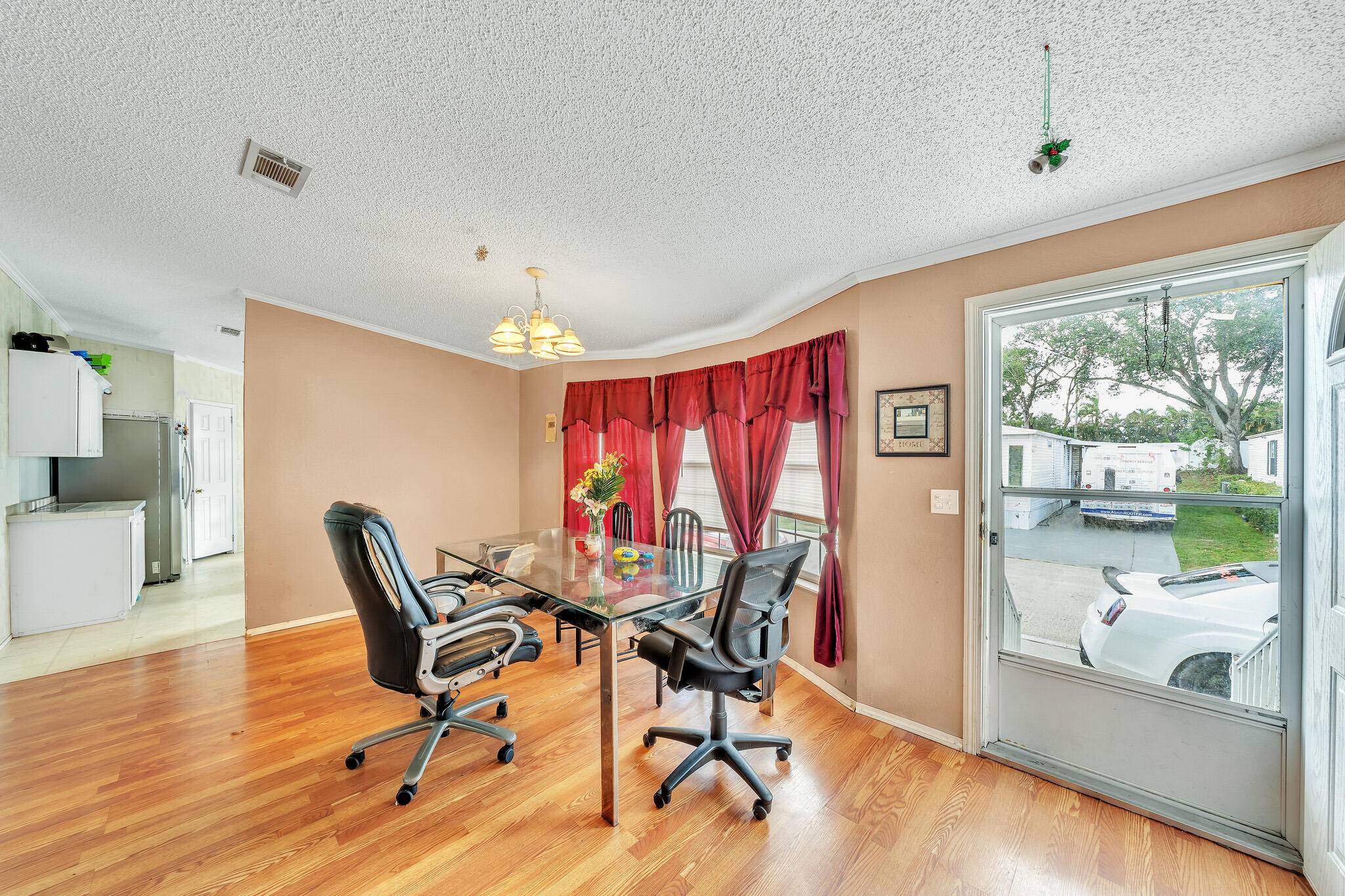 Lake Worth, FL 33467,181 NW Plantation BLVD