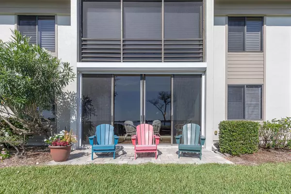 Palm City, FL 34990,2562 NW Seagrass DR 7