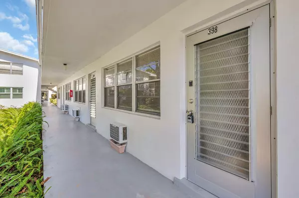 West Palm Beach, FL 33417,398 Sheffield Q