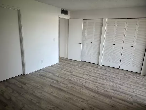 Palm Springs, FL 33461