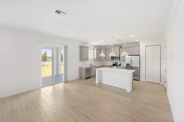 Fort Pierce, FL 34946,3544 Angler DR