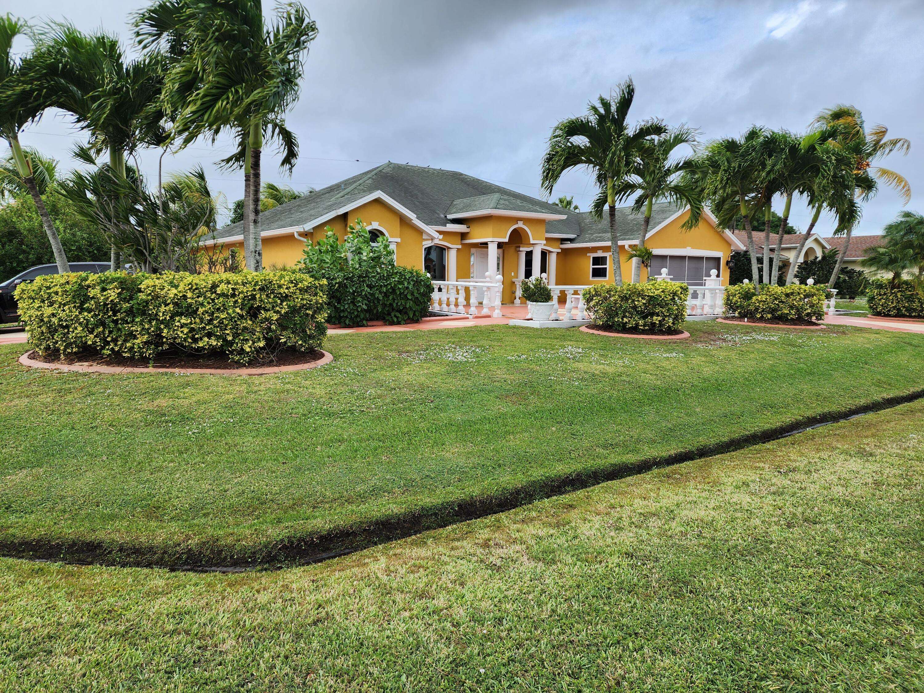 Port Saint Lucie, FL 34952,2853 SE Melaleuca BLVD