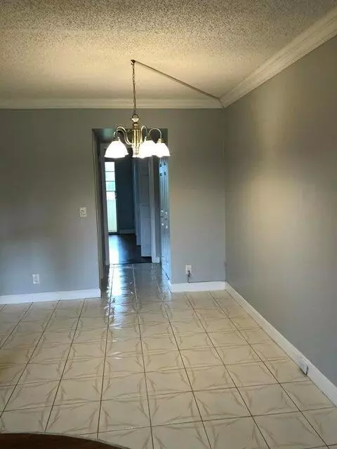 Boca Raton, FL 33434,261 Suffolk G