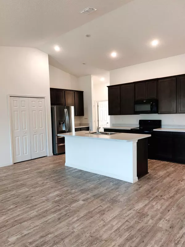 Port Saint Lucie, FL 34984,1614 SW Sylvester LN