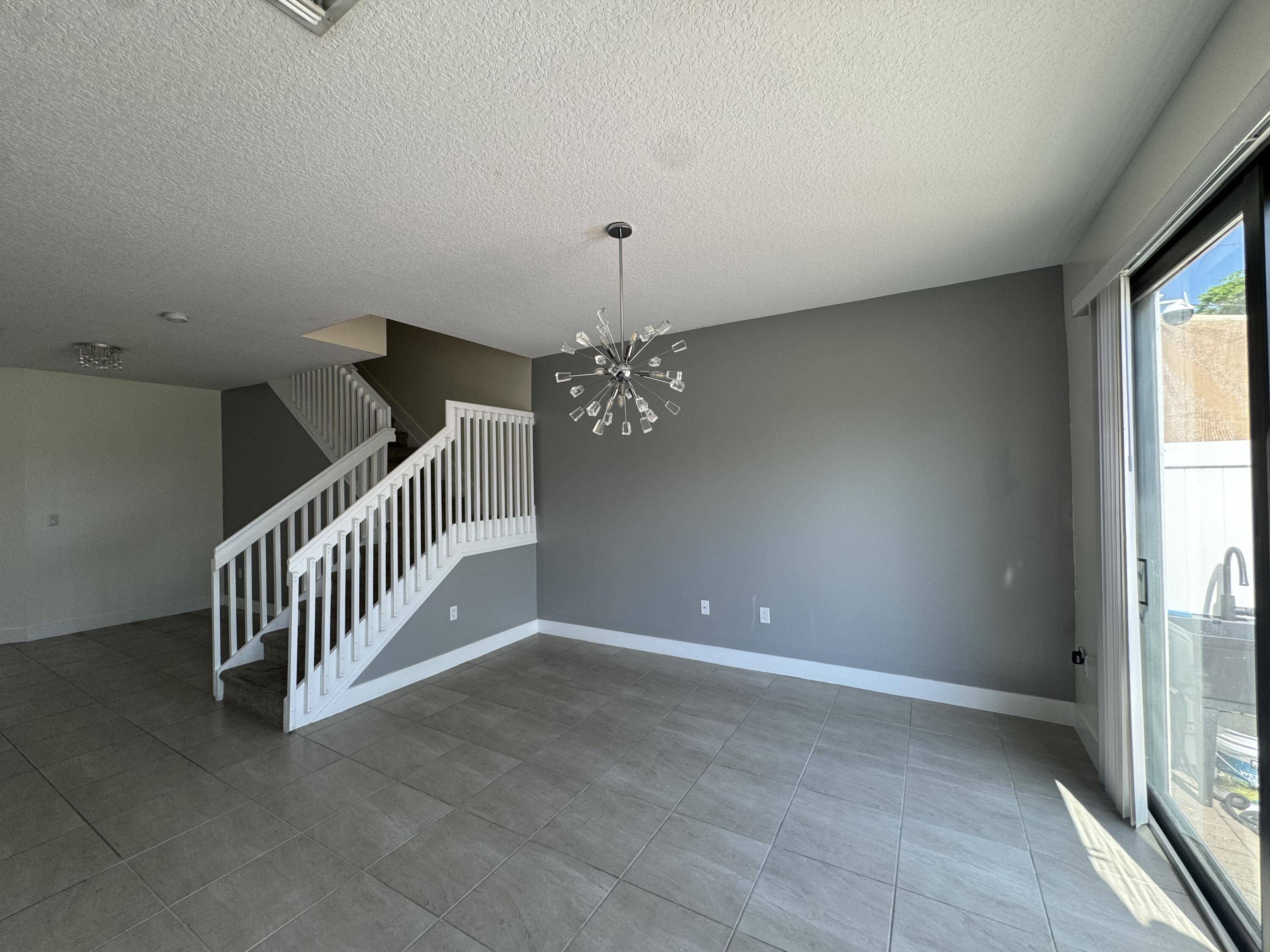 Riviera Beach, FL 33410,2037 Oysterwood LN