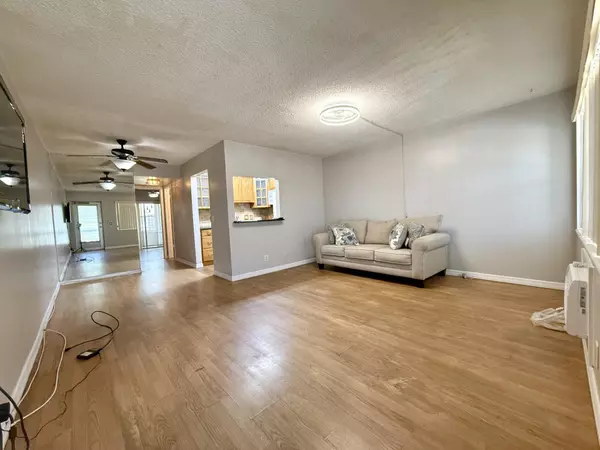 West Palm Beach, FL 33417,141 Northampton G