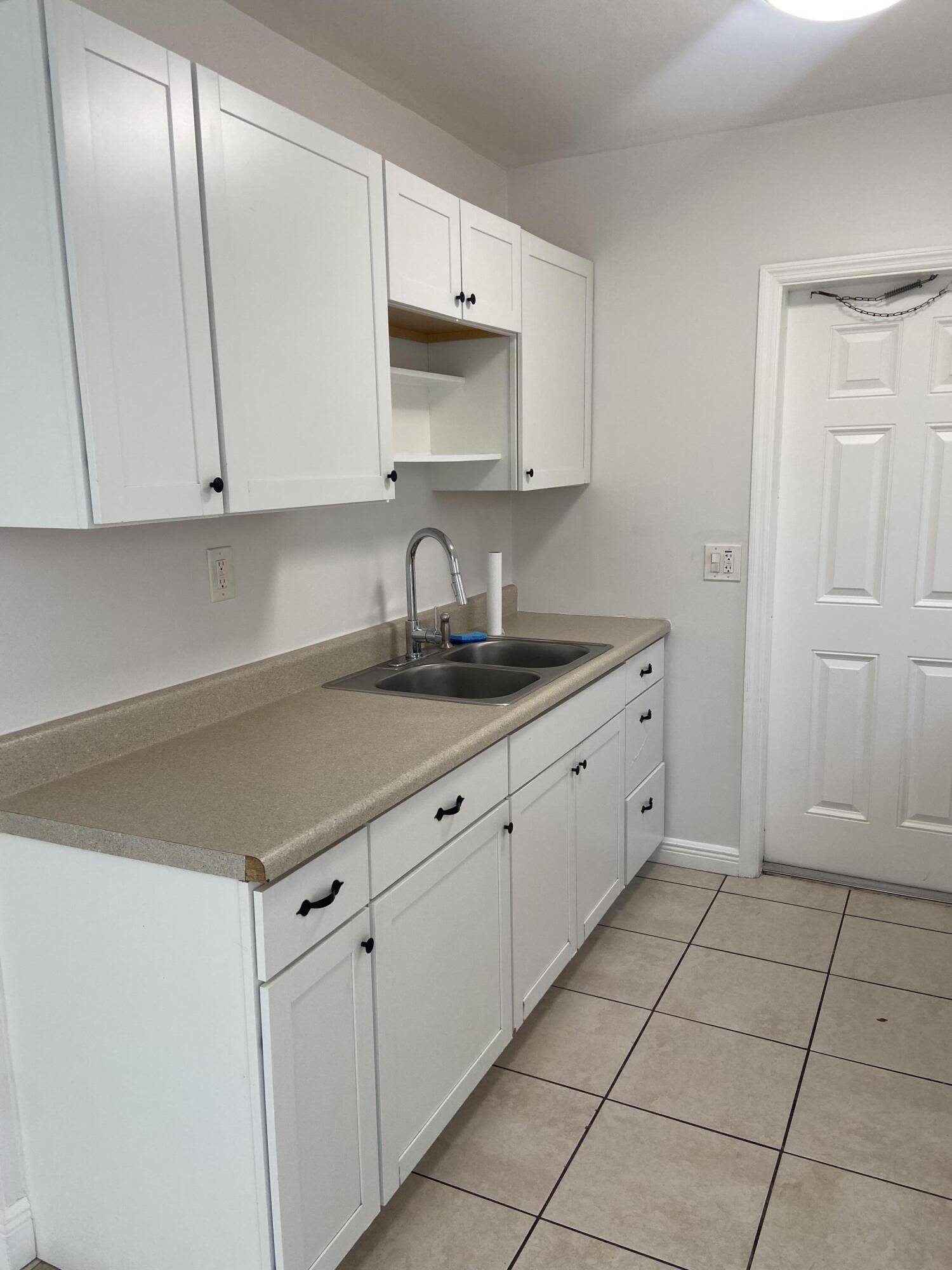 Boynton Beach, FL 33435,417 NE 2nd ST
