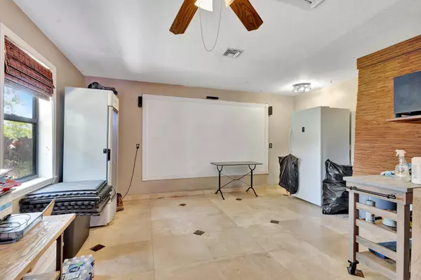 The Acreage, FL 33470,16888 W W Downers DR