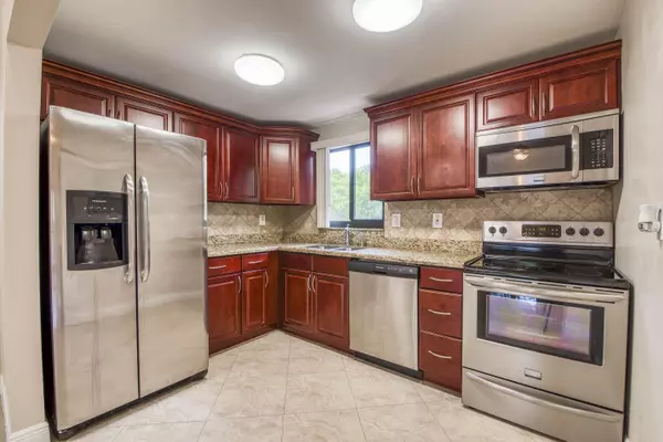 Boca Raton, FL 33432,50 SE 12th ST 2640