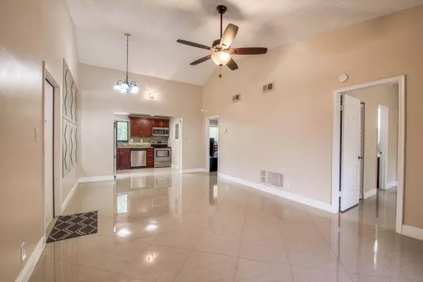 Boca Raton, FL 33432,50 SE 12th ST 2640