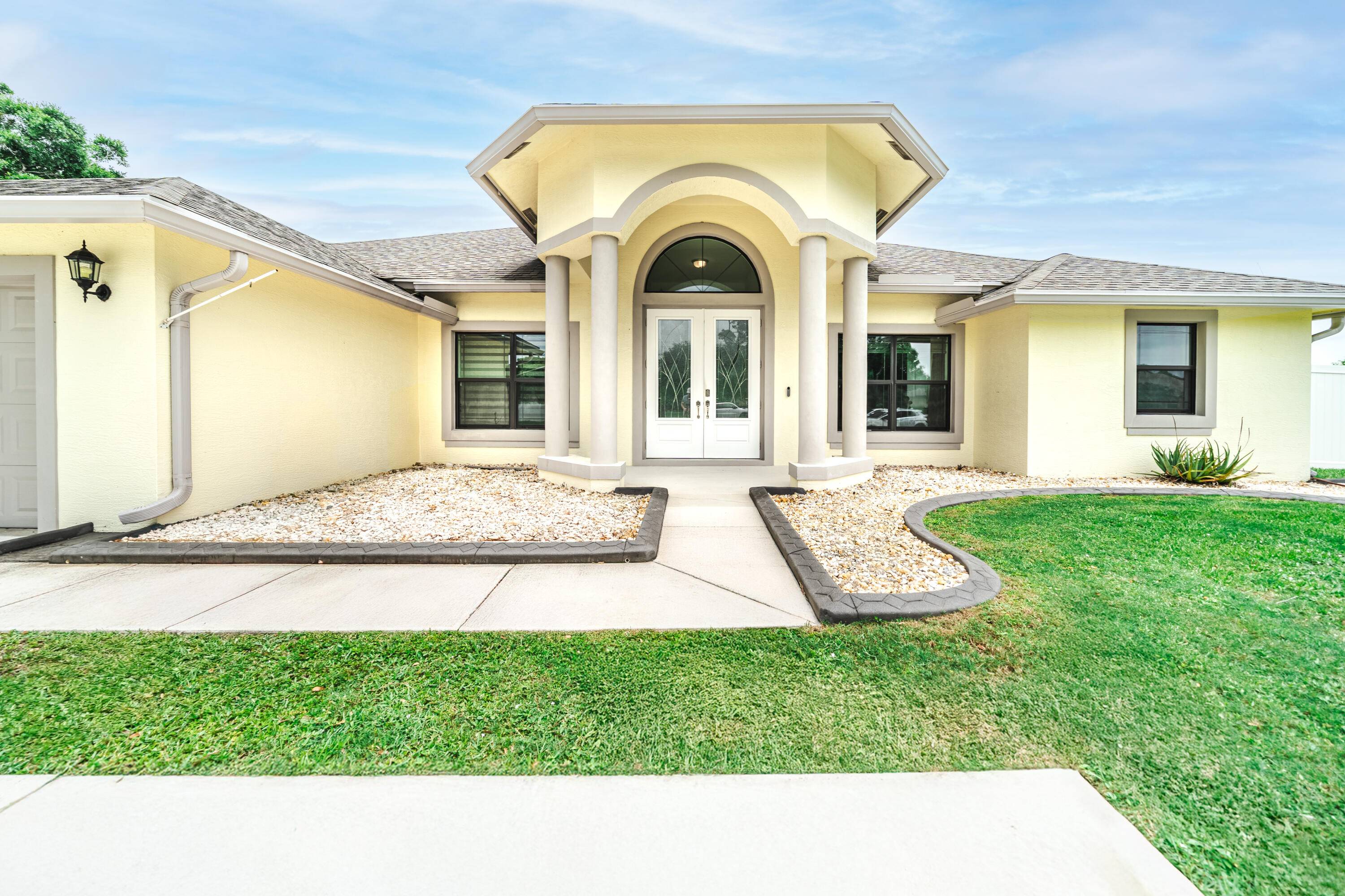 Port Saint Lucie, FL 34953,1601 SW California BLVD