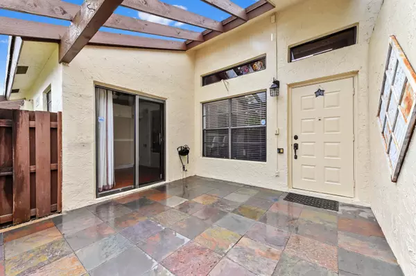 5090 Nesting WAY C, Delray Beach, FL 33484