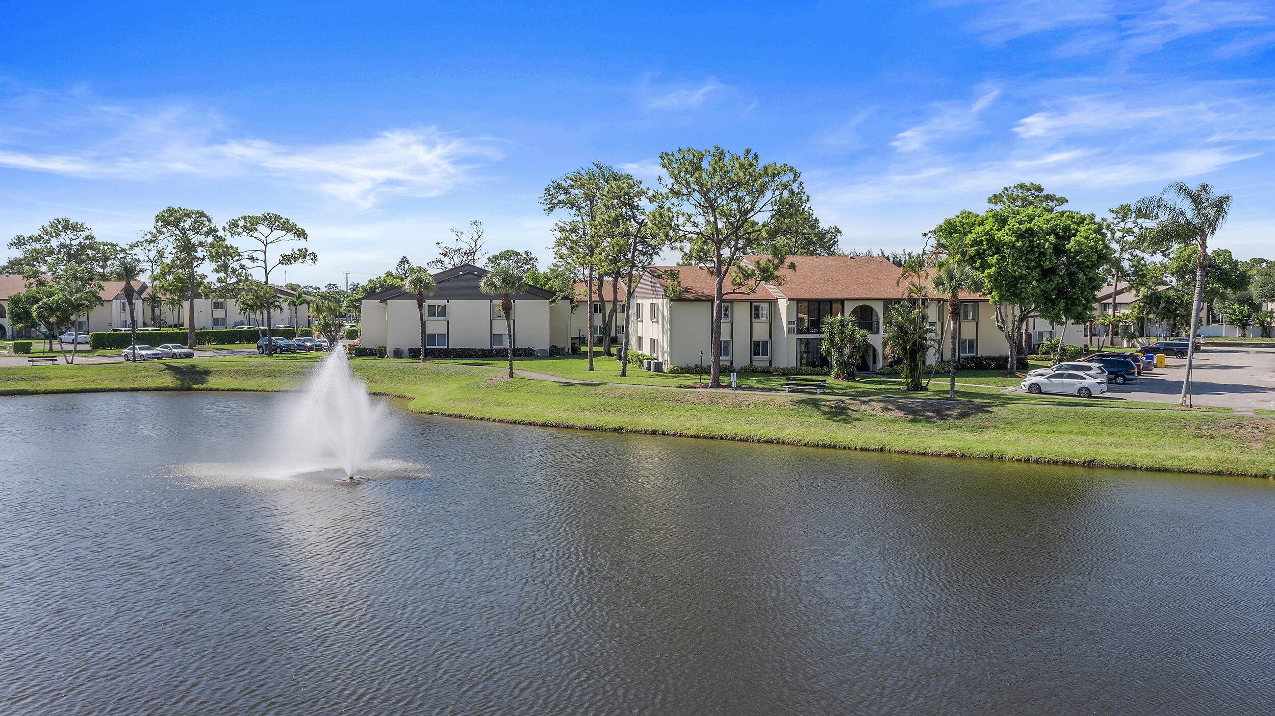 Greenacres, FL 33463,3561 Pine Tree CT A-2