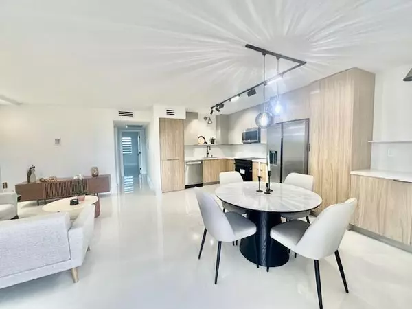 Boca Raton, FL 33434,4002 Newcastle A