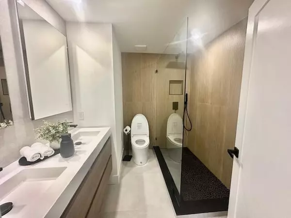 Boca Raton, FL 33434,4002 Newcastle A