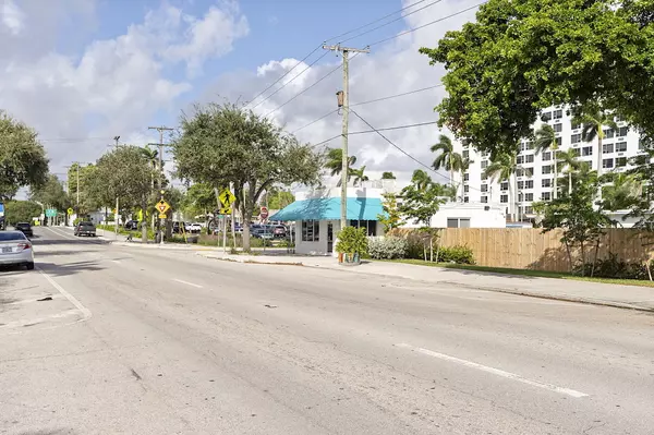 Lake Worth Beach, FL 33460,1422 Lucerne AVE