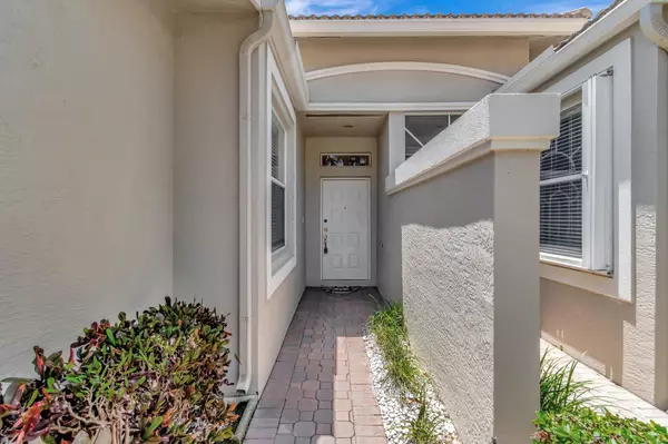 Boynton Beach, FL 33437,10588 Royal Caribbean CIR