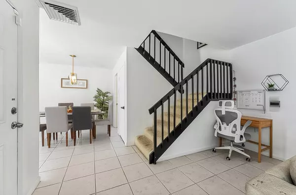 West Palm Beach, FL 33409,5103 51st WAY