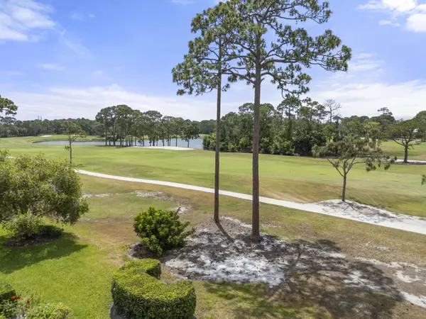 Port Saint Lucie, FL 34986,9425 Avenel LN