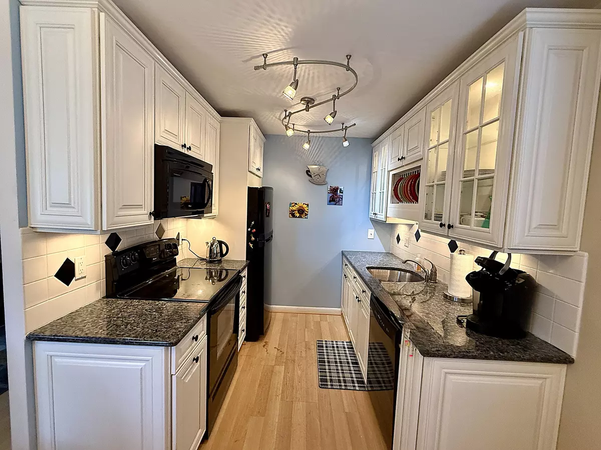 Deerfield Beach, FL 33442,2060 Newport N