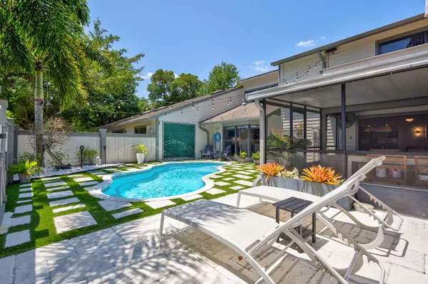 Wellington, FL 33414,13400 Bedford Mews CT