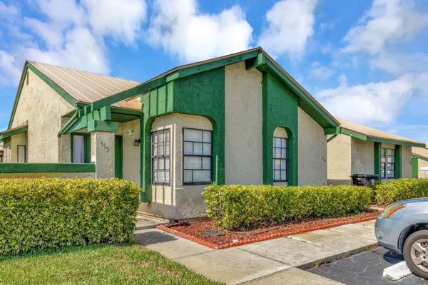 555 SW Sara BLVD, Port Saint Lucie, FL 34953
