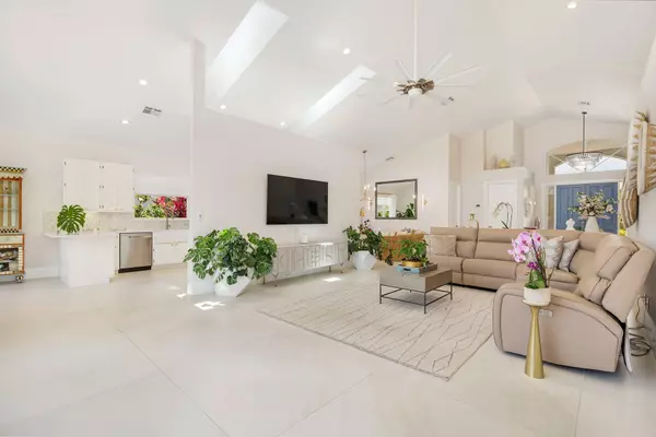 West Palm Beach, FL 33412,8270 Bob O Link DR