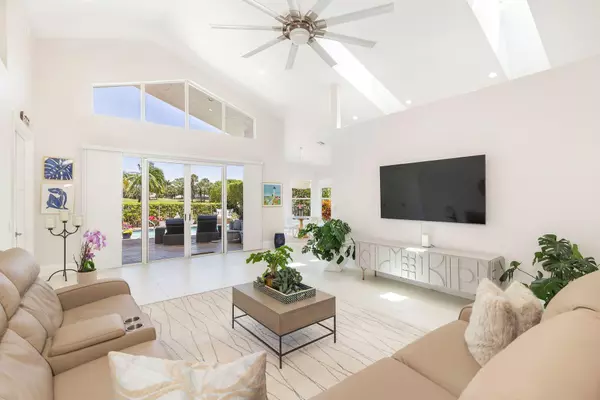 West Palm Beach, FL 33412,8270 Bob O Link DR