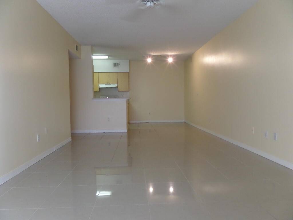 Royal Palm Beach, FL 33411,10294 S Fox Trail RD 706