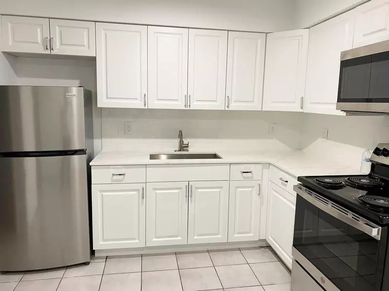 2715 Ponce De Leon BLVD, Delray Beach, FL 33445