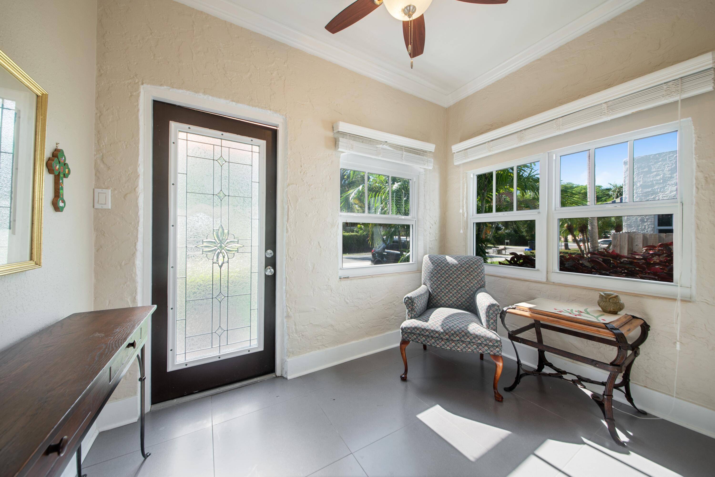 Delray Beach, FL 33444,247 Royal CT