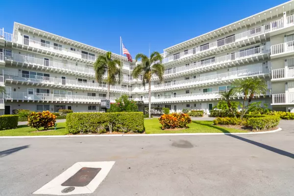 South Palm Beach, FL 33480,3500 S Ocean BLVD 308