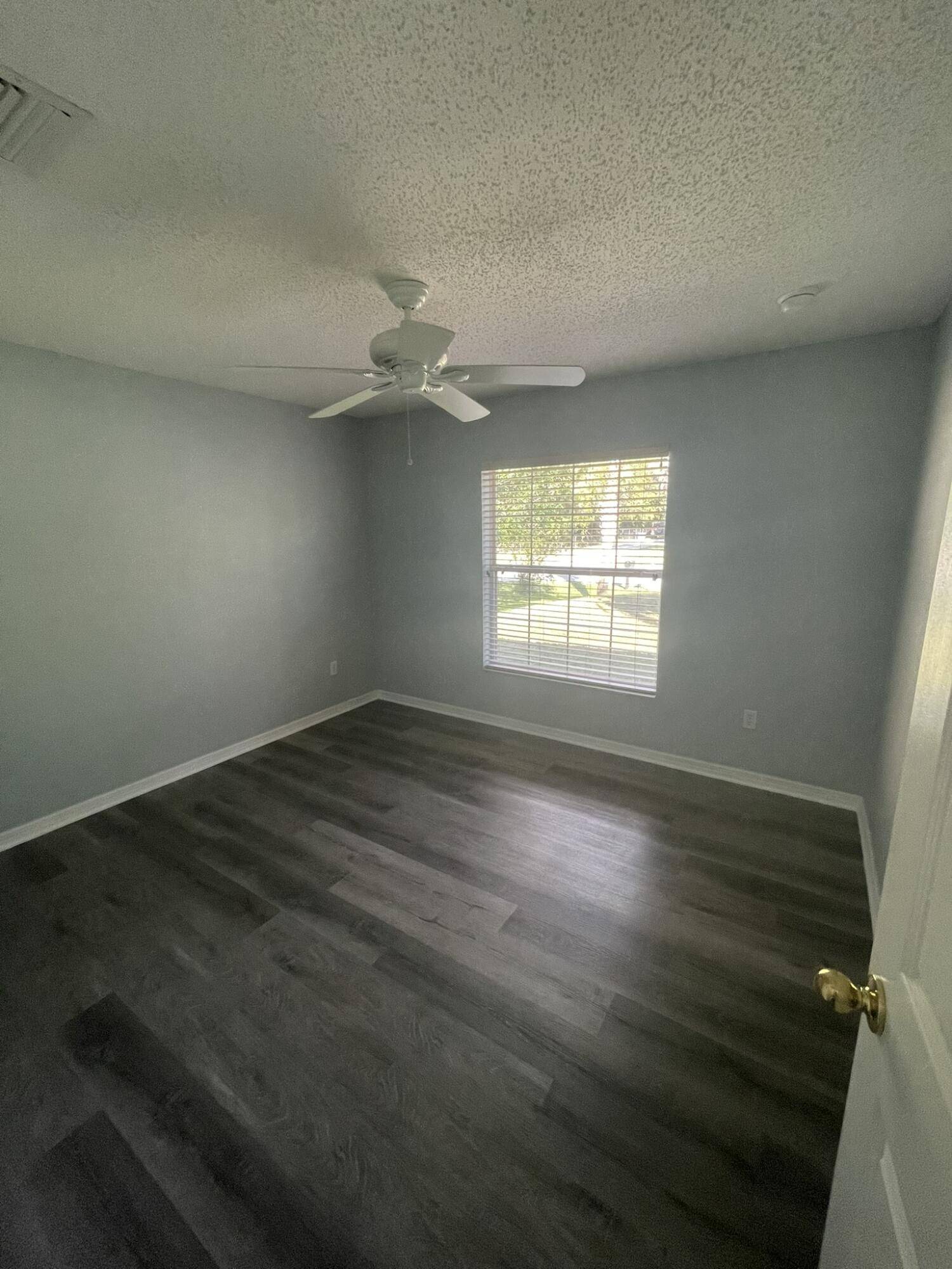 Sebastian, FL 32958,362 Columbus ST