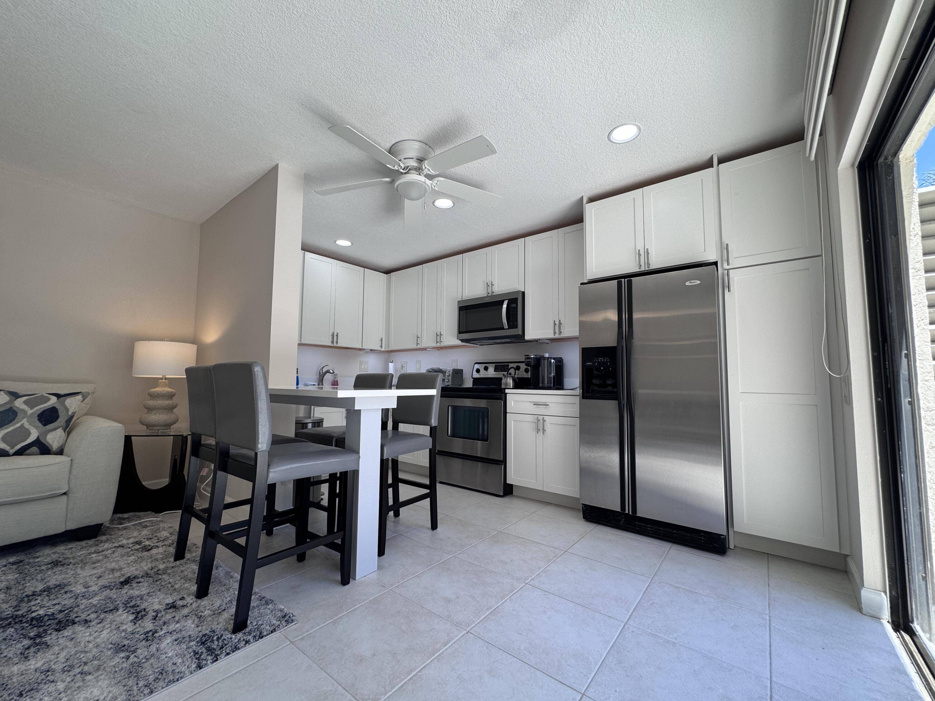 Jupiter, FL 33477,1605 S Us Highway 1 1a