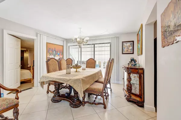 West Palm Beach, FL 33406,2425 S Florida Mango RD