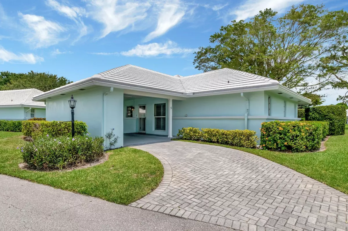 Boynton Beach, FL 33436,5 Slash Pine DR