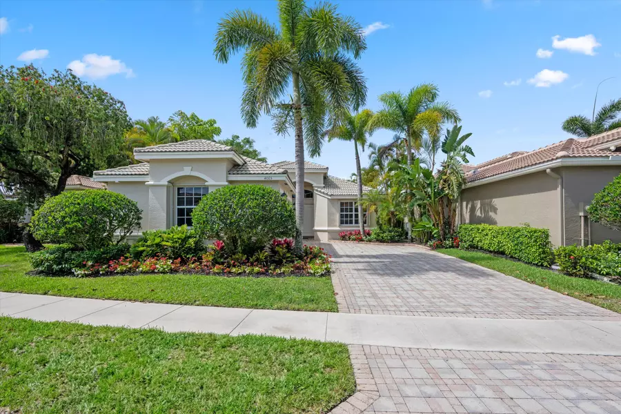 4065 Manchester Lake DR, Lake Worth, FL 33449