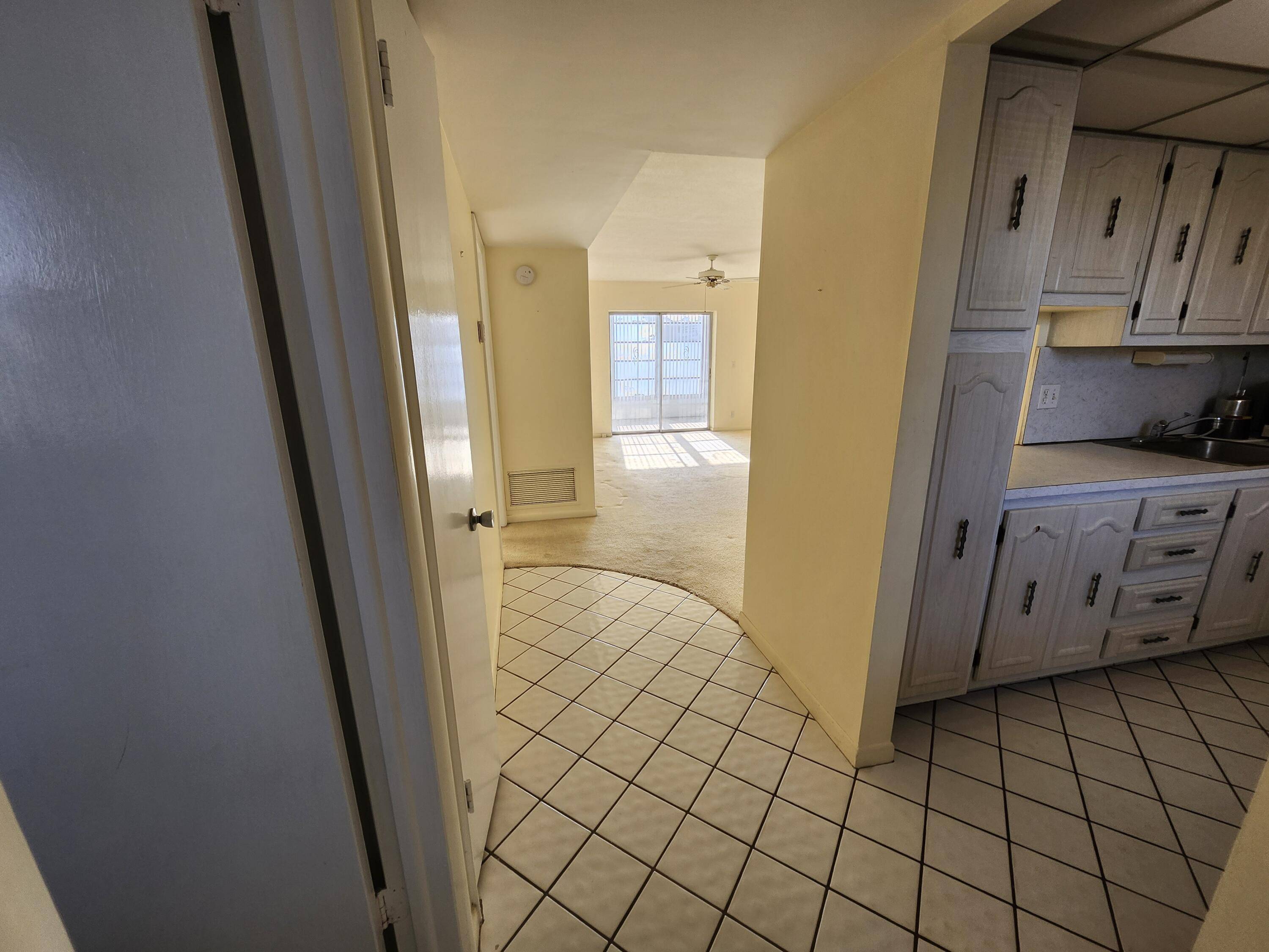 Boynton Beach, FL 33435,230 NE N 26th AVE 216