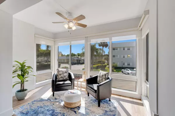 Boynton Beach, FL 33435,17 Colonial Club 204 DR 204