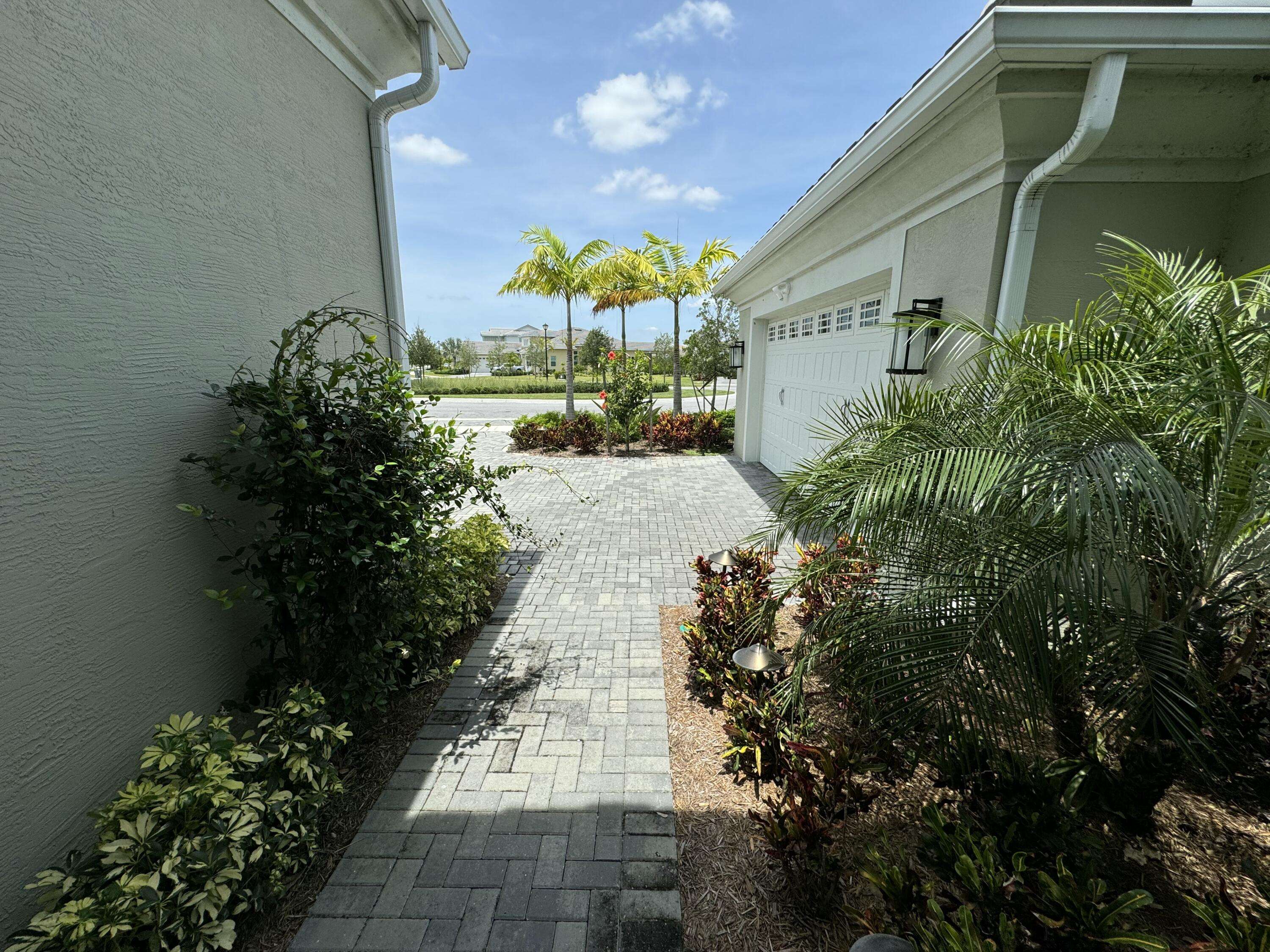 Westlake, FL 33470,4662 Estates CIR