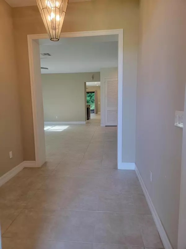 Vero Beach, FL 32967,4295 55th ST