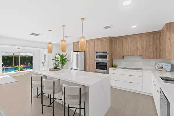 Boynton Beach, FL 33435,812 Chapel Hill BLVD