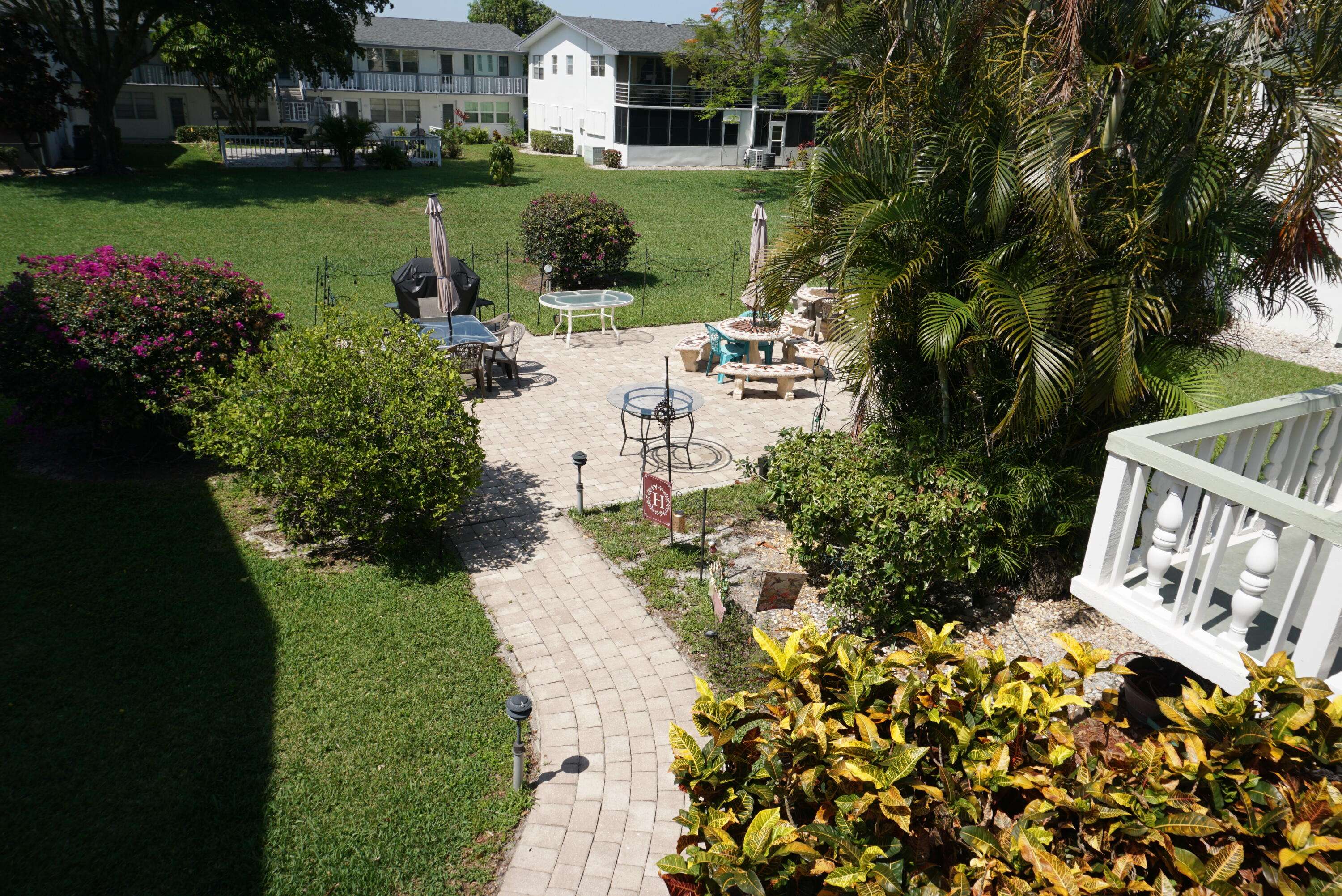 202 Andover H, West Palm Beach, FL 33417