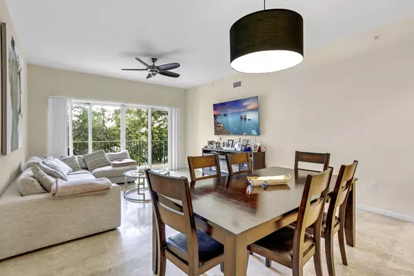 West Palm Beach, FL 33401,1640 Presidential 307 WAY 307