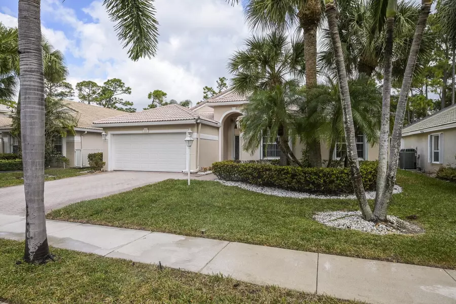 172 Jones Creek DR, Jupiter, FL 33458