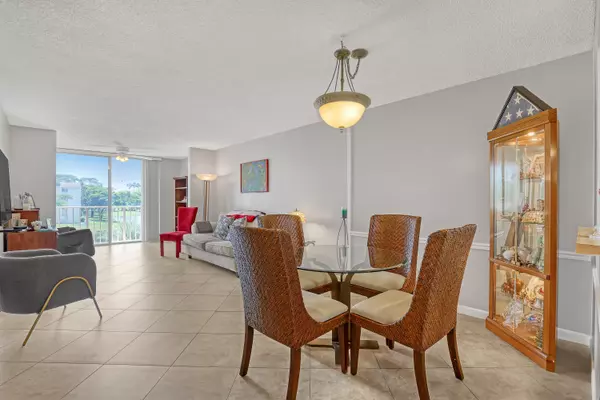 Delray Beach, FL 33446,14307 Bedford DR 303